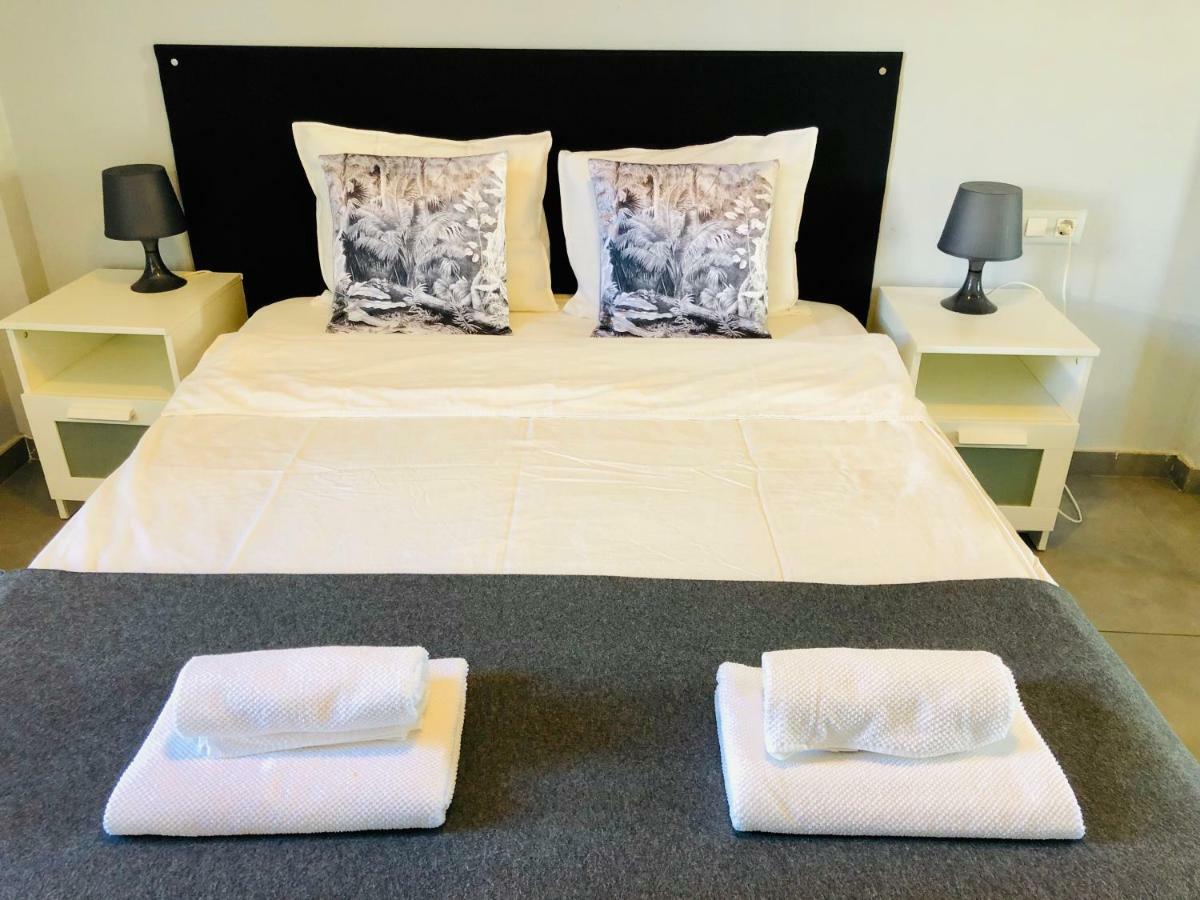 Cala Balmins Sea View Apartment Ситжес Екстериор снимка