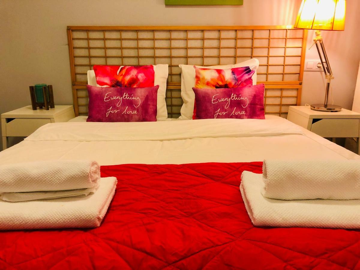 Cala Balmins Sea View Apartment Ситжес Екстериор снимка